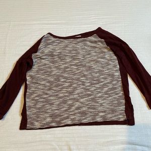 Long sleeve shirt. Thin sweater.